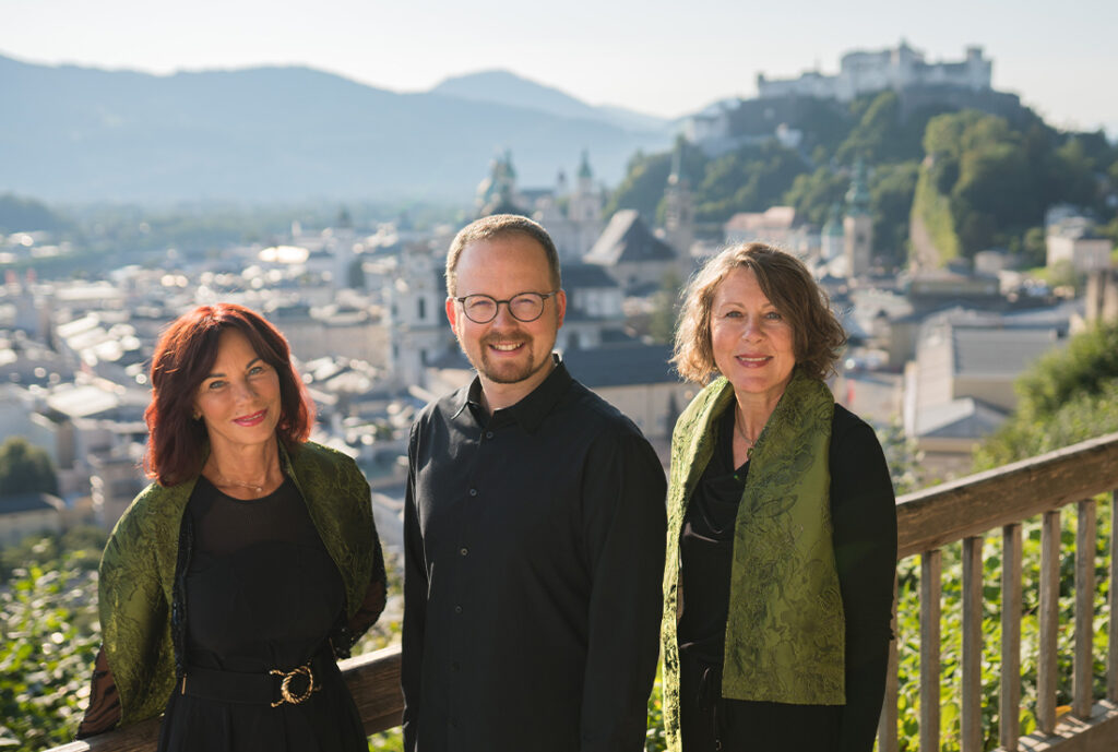 Team des Ensemble Peridot Salzburg: Peter Peinstingl, Romana Rauscher, Petra Hinterholzer